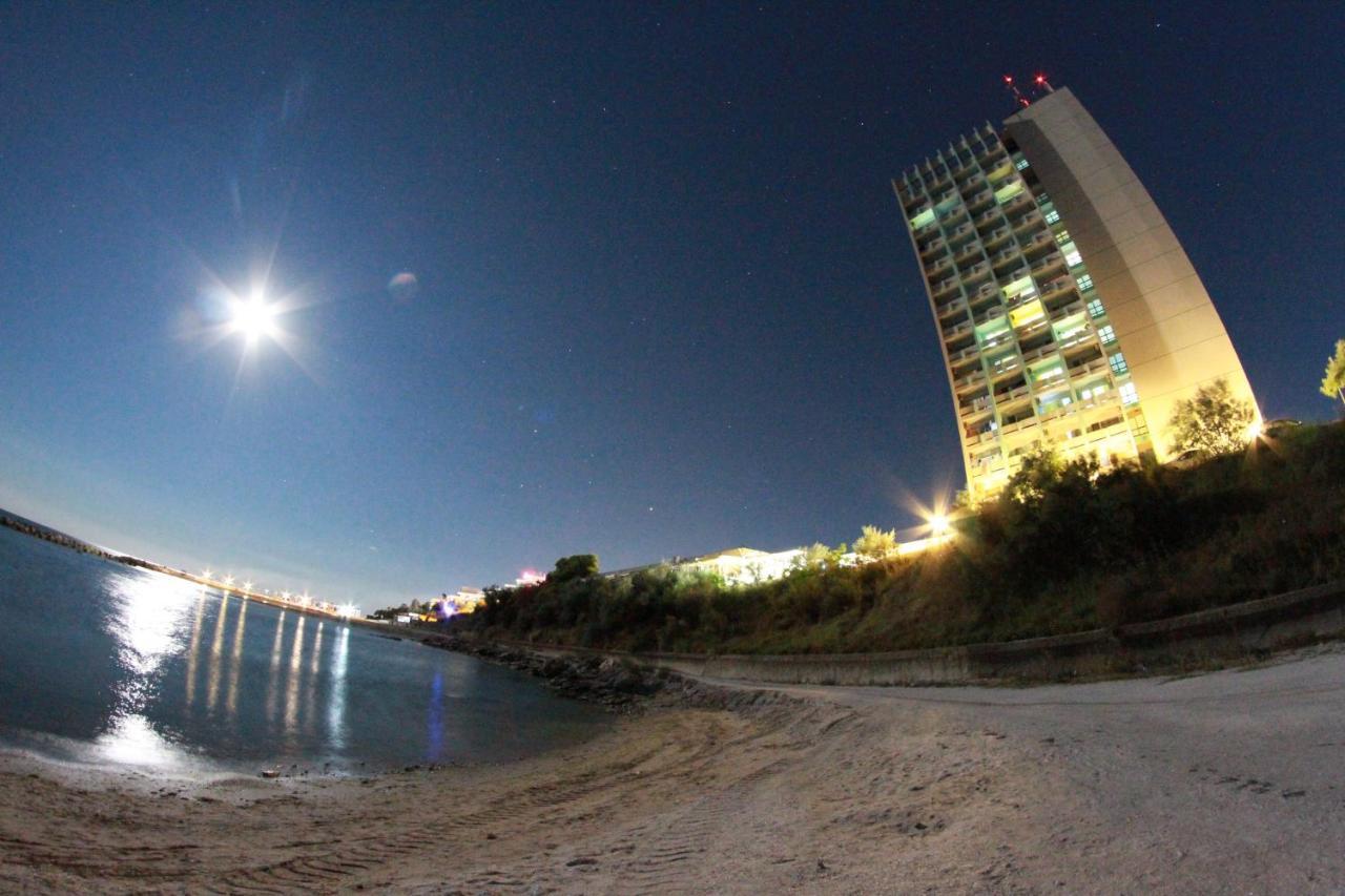 Hotel Capitol Jupiter Exteriör bild